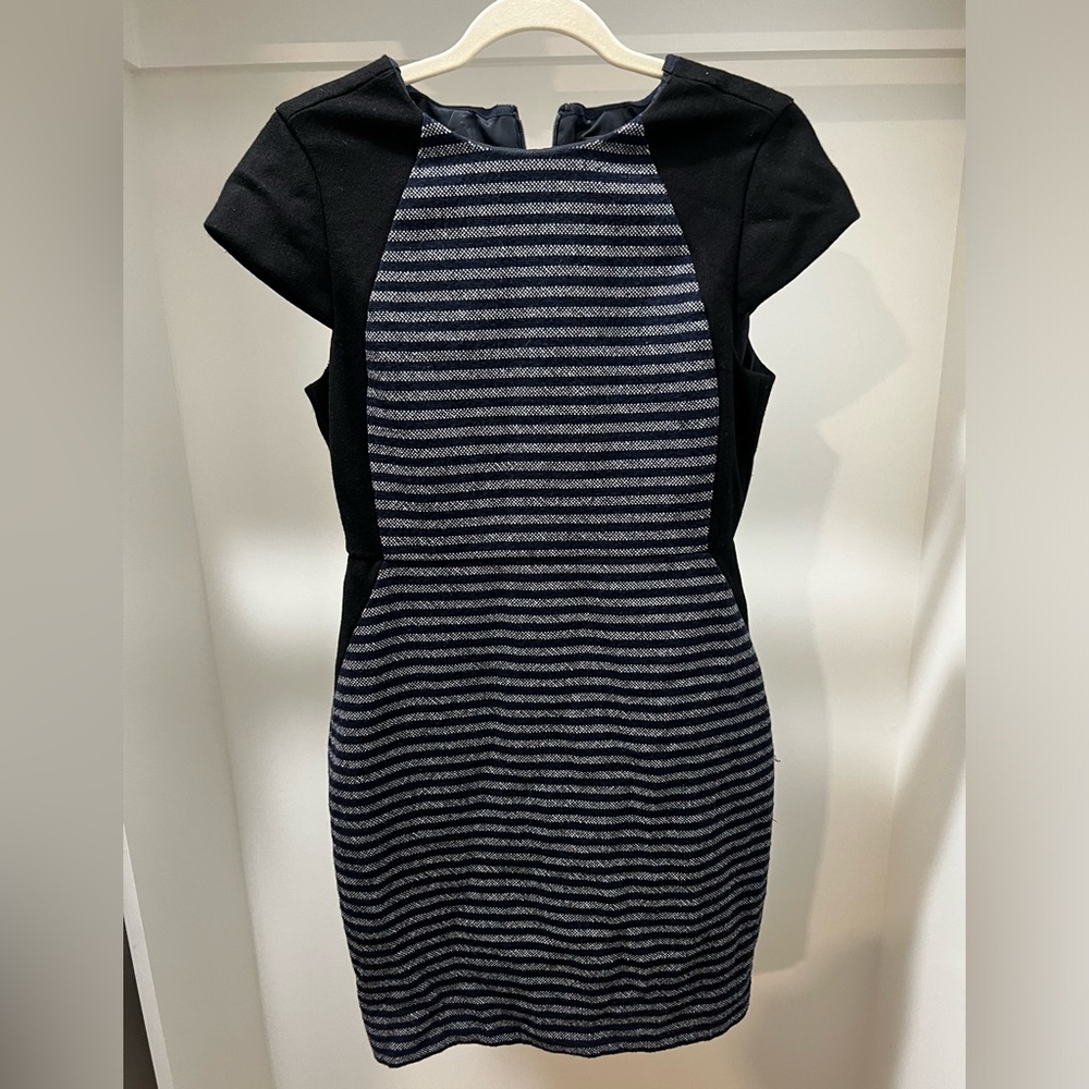 J. Crew Women’s‎ Stripped Wool Navy Dress Size 6